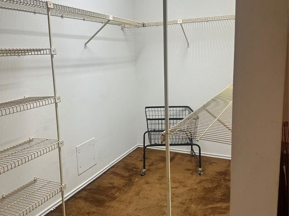 12031 Kleinmeadow Drive, Houston TX 77066