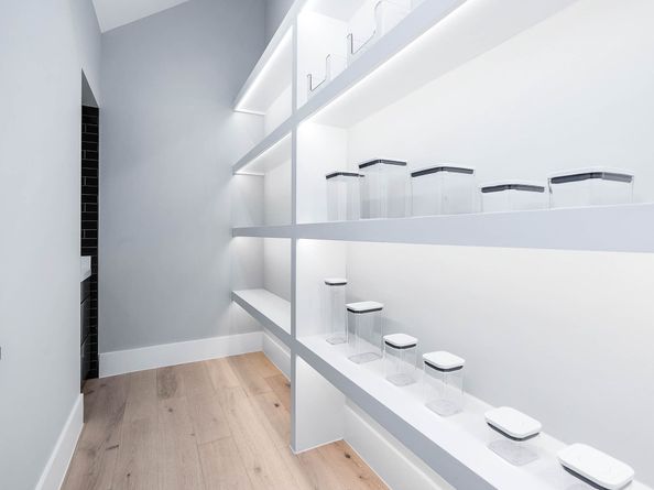 207 W 33rd Street, Houston TX 77018