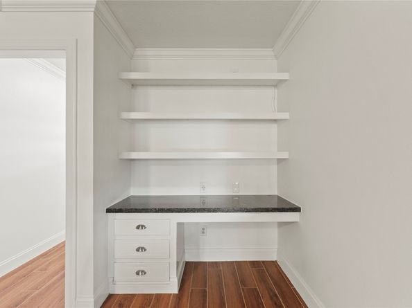 5522 Chantilly Lane, Houston TX 77092