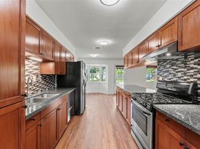 5522 Chantilly Lane, Houston TX 77092