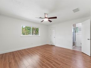 5522 Chantilly Lane, Houston TX 77092