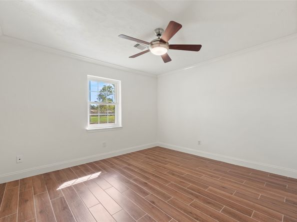 5522 Chantilly Lane, Houston TX 77092