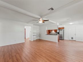 5522 Chantilly Lane, Houston TX 77092