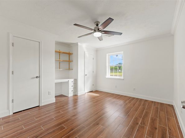 5522 Chantilly Lane, Houston TX 77092