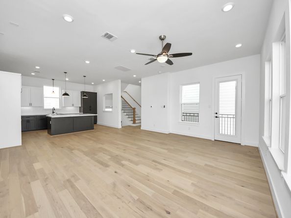 723 Marcella Street B, Houston TX 77091