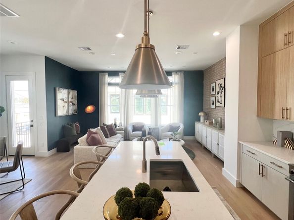 742 Curtin Street, Houston TX 77018