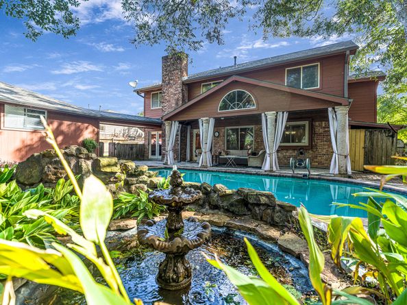 2634 Woodwick Drive, Sugar Land TX 77479