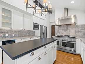 1526 Adkins Road, Houston TX 77055