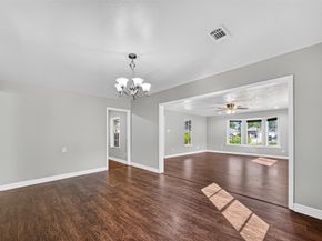 4034 Caplin Street, Houston TX 77026