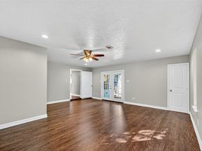 4034 Caplin Street, Houston TX 77026