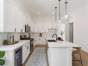 1215 Sampson Street, Houston TX 77003