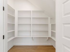 1215 Sampson Street, Houston TX 77003