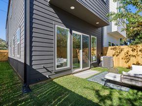 1215 Sampson Street, Houston TX 77003