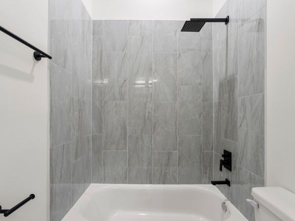 1215 Sampson Street, Houston TX 77003