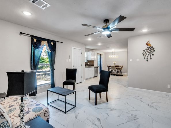 15123 Kaler Road, Houston TX 77060