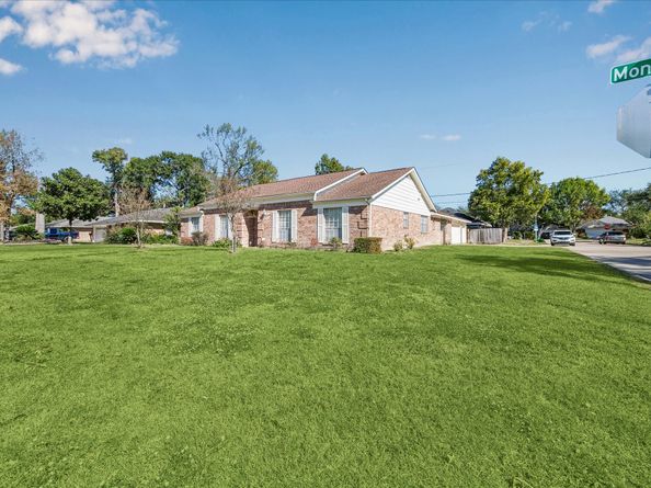 3602 Mona Lee Lane, Houston TX 77080