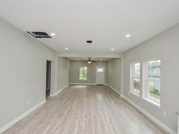 5621 Tommye Street, Houston TX 77028