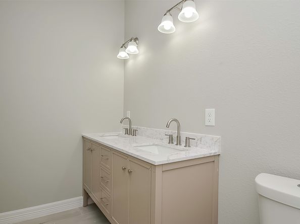 5621 Tommye Street, Houston TX 77028