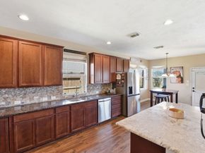 13602 Lake Vista Drive, Tomball TX 77377