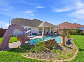 13602 Lake Vista Drive, Tomball TX 77377
