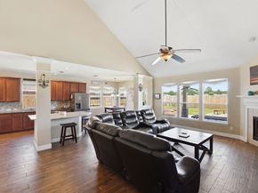 13602 Lake Vista Drive, Tomball TX 77377