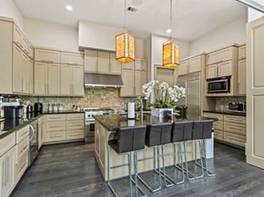 1423 Lake Pointe Parkway, Sugar Land TX 77478