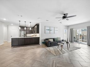 6804 Westview dr, unit 2307 Drive 2307, Houston TX 77055