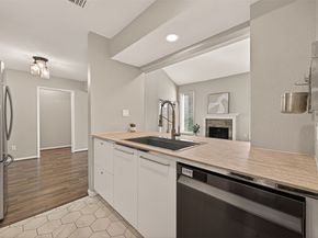 8100 Cambridge Street 80, Houston TX 77054