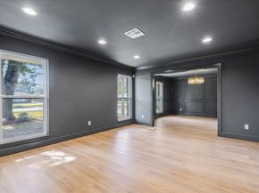 5258 Willowbend Boulevard, Houston TX 77096
