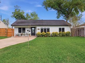 7110 Jalna Street, Houston TX 77055