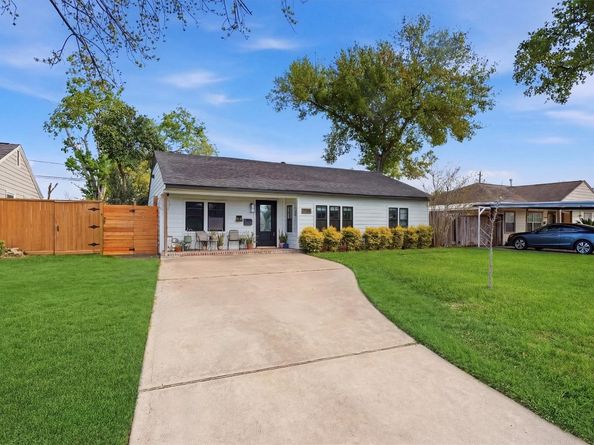 7110 Jalna Street, Houston TX 77055