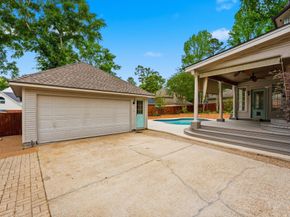 34 Outervale Place, The Woodlands TX 77381