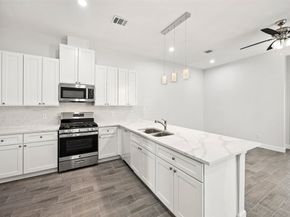 1546 A&B Lombardy Street, Houston TX 77023