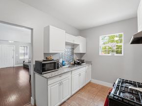 4426 Canal Street, Houston TX 77011