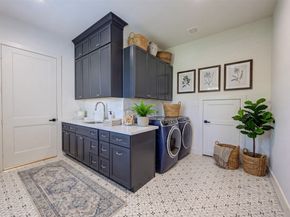 1003 Wakefield Drive, Houston TX 77018