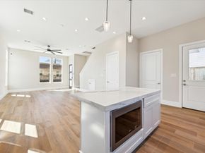 5617 Leonard Street, Houston TX 77023