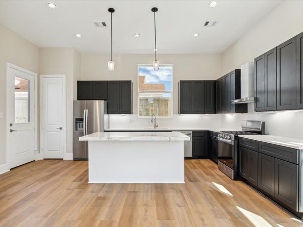 5617 Leonard Street, Houston TX 77023