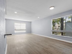 17202 Imperial Valley Drive 40, Houston TX 77060