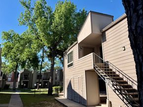 17202 Imperial Valley Drive 40, Houston TX 77060