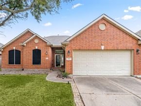 2010 Lincoln Crest Way, Sugar Land TX 77498