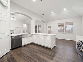 2010 Lincoln Crest Way, Sugar Land TX 77498