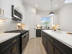 7805 Amelia Road B, Houston TX 77055