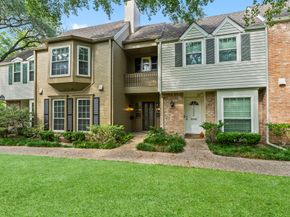 13346 Trail Hollow Drive 3346, Houston TX 77079