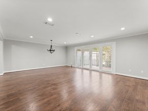 13346 Trail Hollow Drive 3346, Houston TX 77079