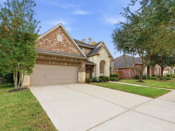 5023 Blackwater Lane, Sugar Land TX 77479
