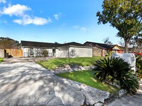 4903 Cairnleigh Drive, Houston TX 77084