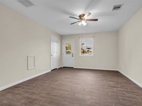 7207 Avenue K, Houston TX 77011