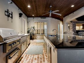 5342 Pine Wood Hills Court, Spring TX 77386