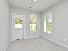 11827 Royal Willow Lane, Houston TX 77066