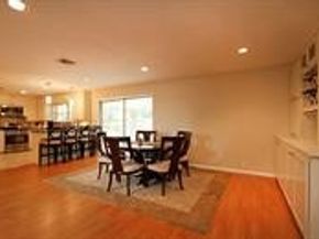 7622 Richmond Avenue, Houston TX 77063